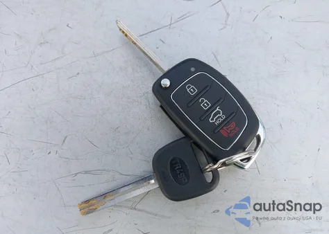 2018 Hyundai Tucson Sel z USA, uszkodzony, nr VIN KM8J33A4XJU696550